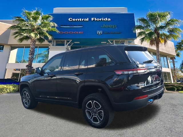 Used 2022 Jeep Grand Cherokee Trailhawk AWD/4WD image 7