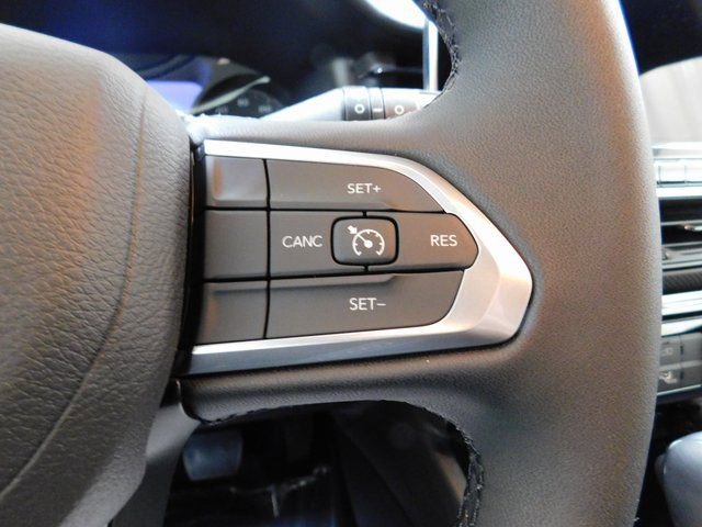 New 2026 Jeep Compass Latitude image 21