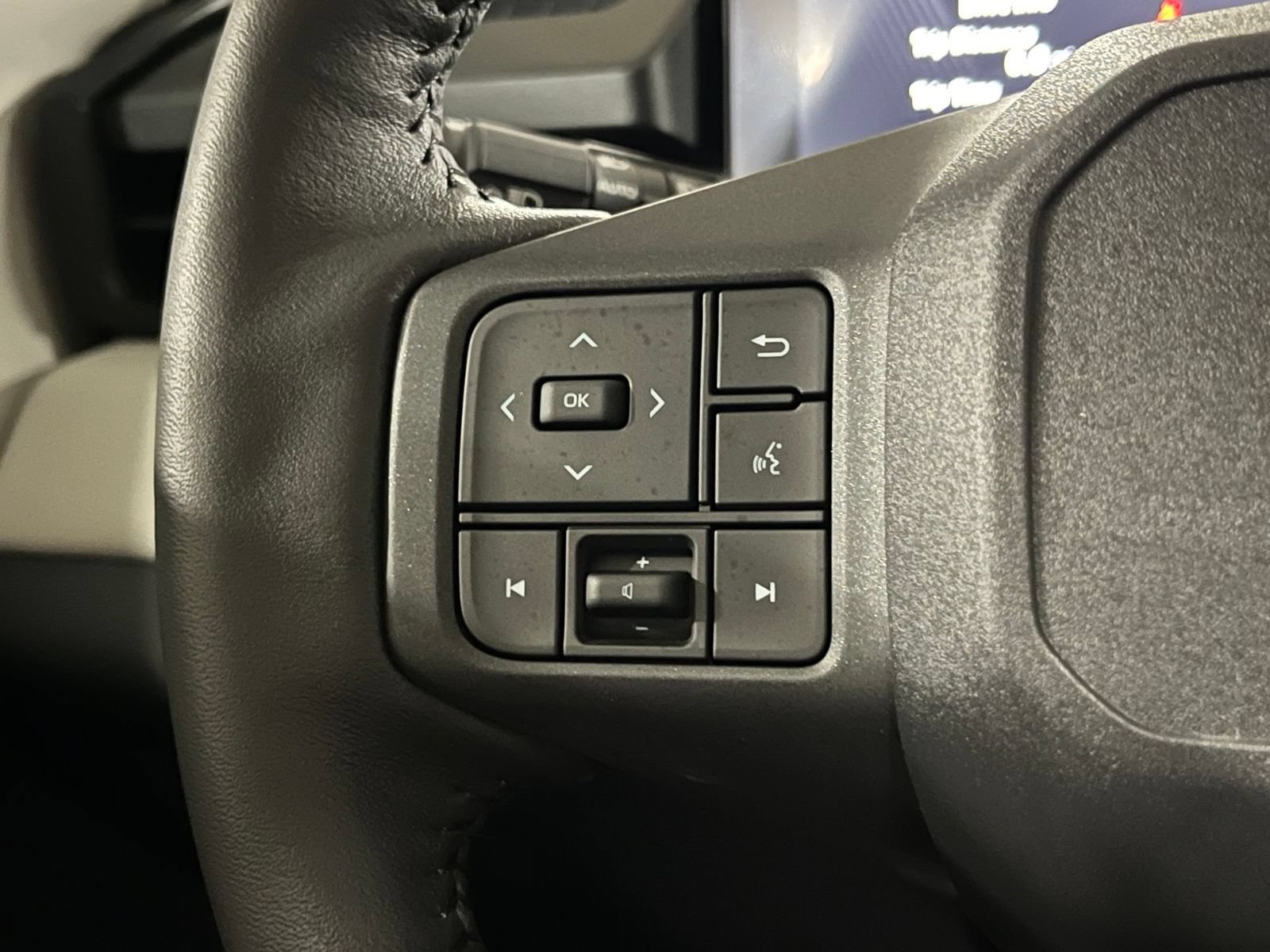 New 2026 Toyota RAV4 Limited AWD/4WD image 32