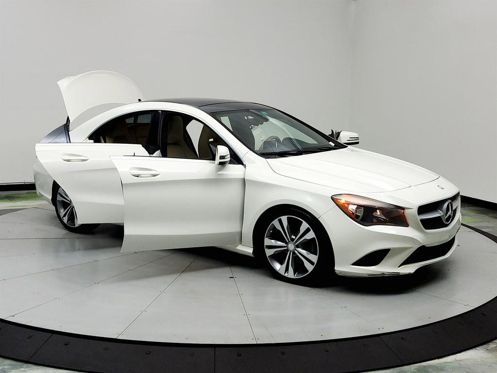 Used 2015 Mercedes-Benz CLA 250 image 10