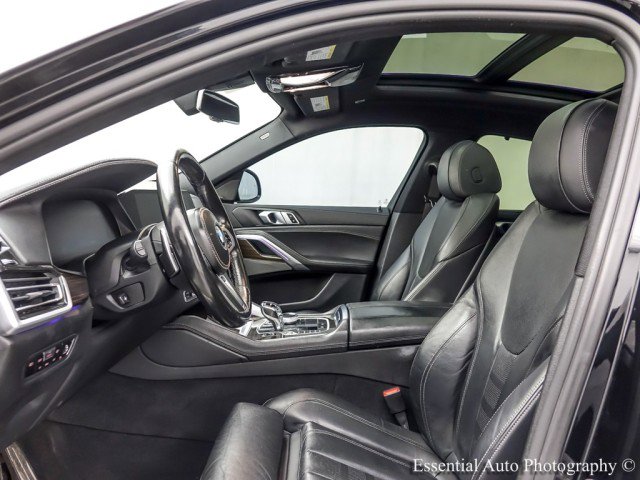 Used 2021 BMW X6 xDrive40i w/ Executive Package image 12