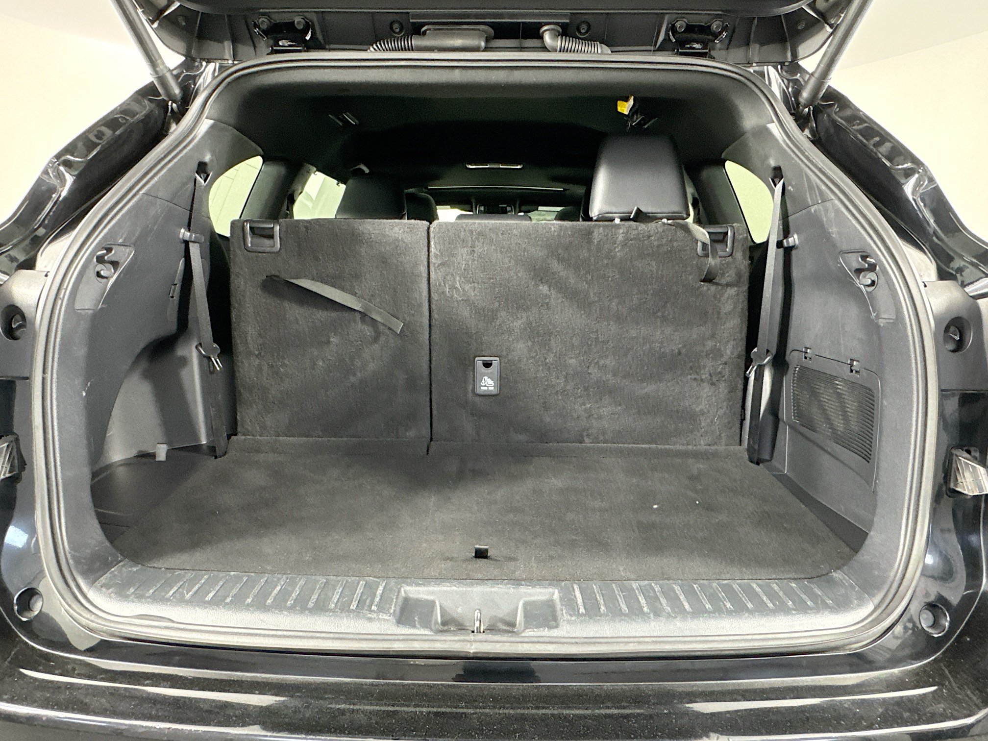 Certified 2025 Toyota Highlander XSE AWD/4WD image 27