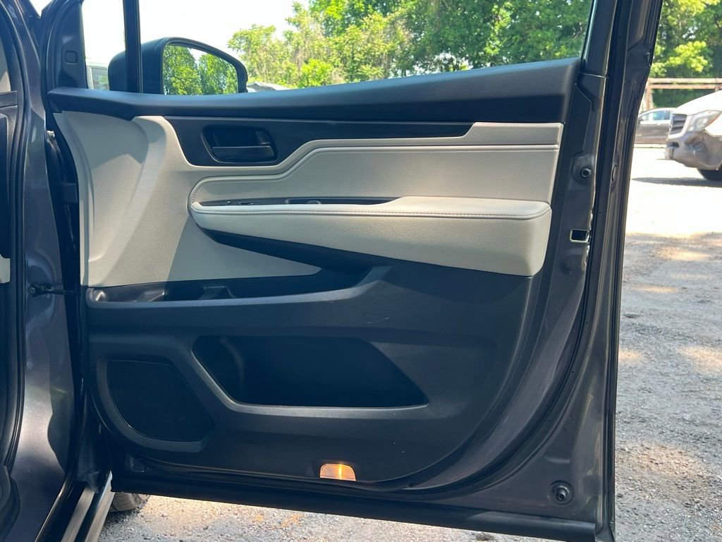Used 2025 Honda Odyssey EX-L image 15