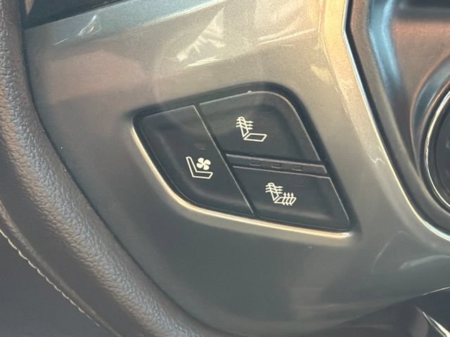 Used 2016 Chevrolet Silverado 1500 LTZ Z71 w/ LTZ Plus Package AWD/4WD image 38