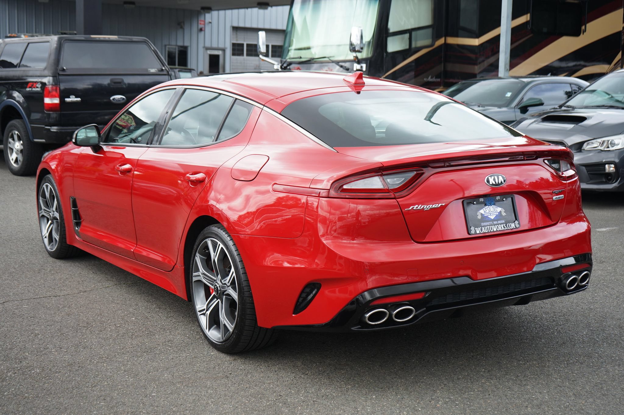 Used 2018 Kia Stinger GT2 AWD/4WD image 3