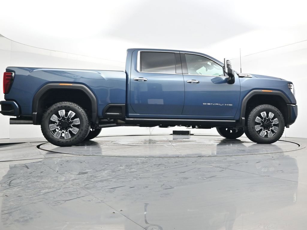 New 2026 GMC Sierra 3500 Denali w/ Denali Reserve Package image 32