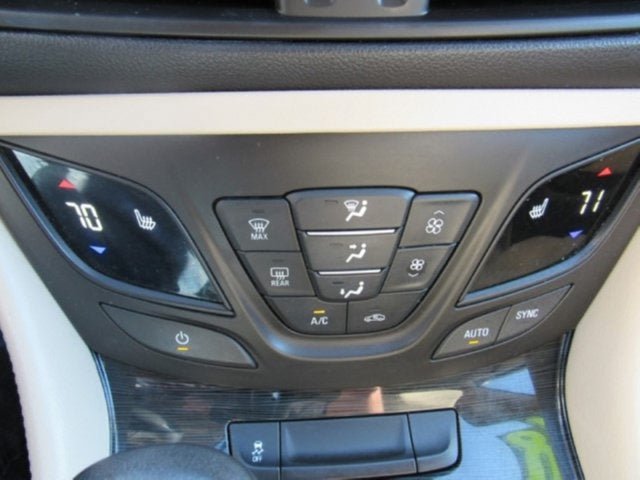 Used 2018 Buick Envision Preferred AWD/4WD image 19