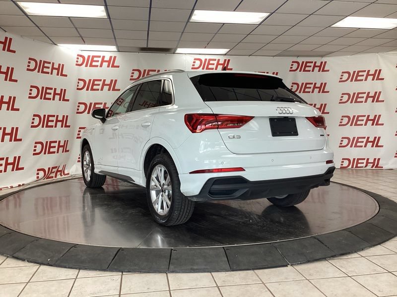 Used 2024 Audi Q3 2.0T Premium w/ Convenience Package AWD/4WD image 5