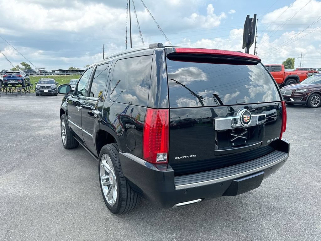 Used 2014 Cadillac Escalade Platinum AWD/4WD image 4