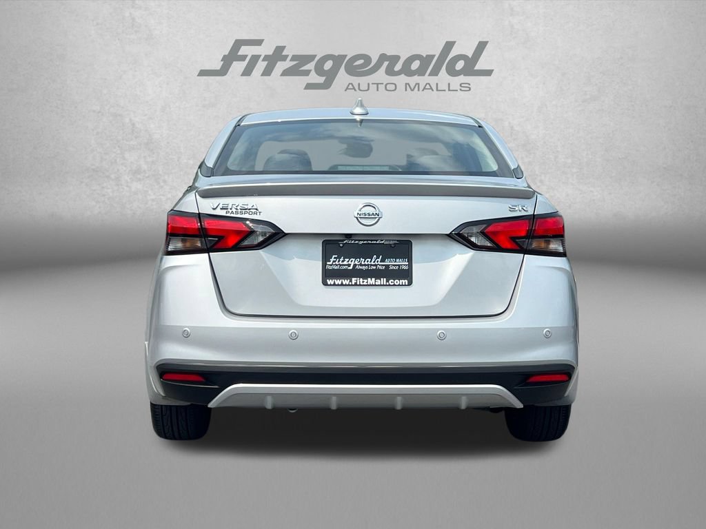 Used 2021 Nissan Versa SR w/ Electronics Package FWD image 7