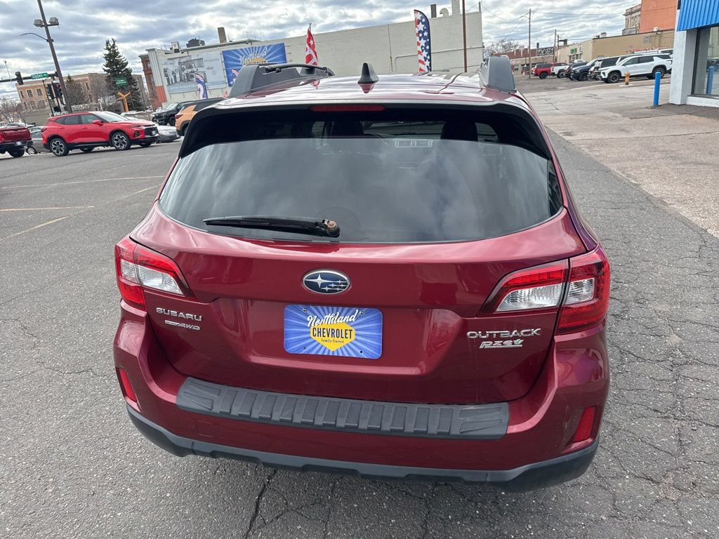 Used 2017 Subaru Outback 2.5i Limited AWD/4WD image 10
