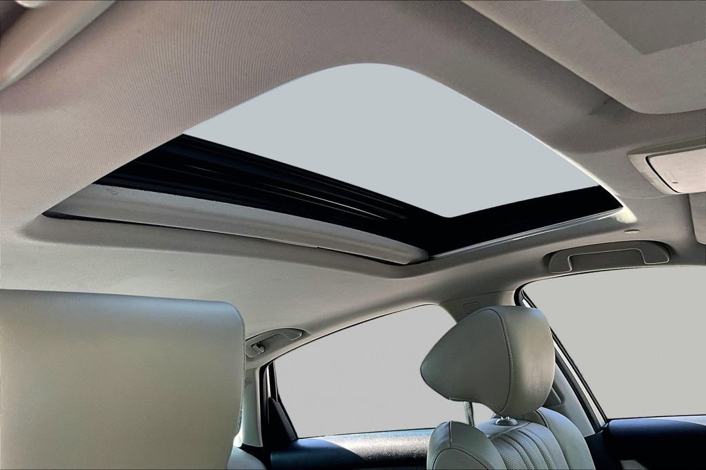 Used 2018 Honda Accord Touring image 21