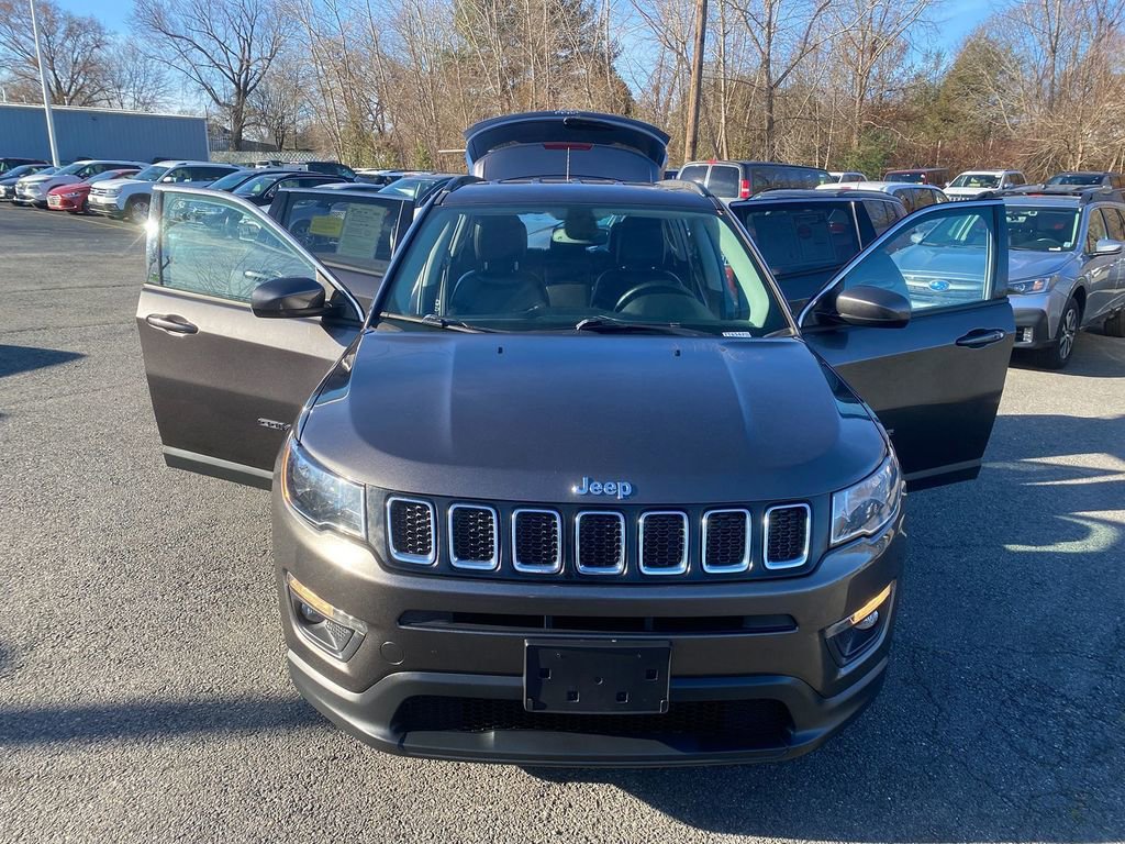Used 2019 Jeep Compass Latitude w/ Popular Equipment Group image 29