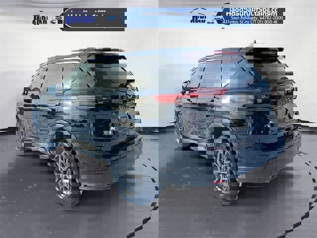 Used 2024 Nissan Rogue S image 3