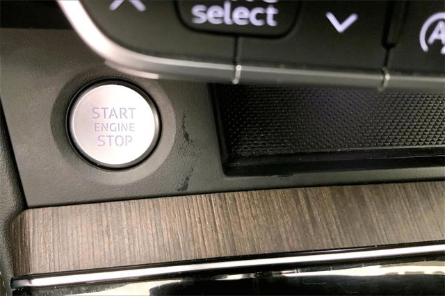 Used 2023 Audi Q5 2.0T Prestige w/ Prestige Package image 32