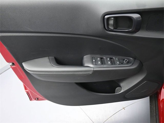 New 2025 Hyundai Venue Limited image 10