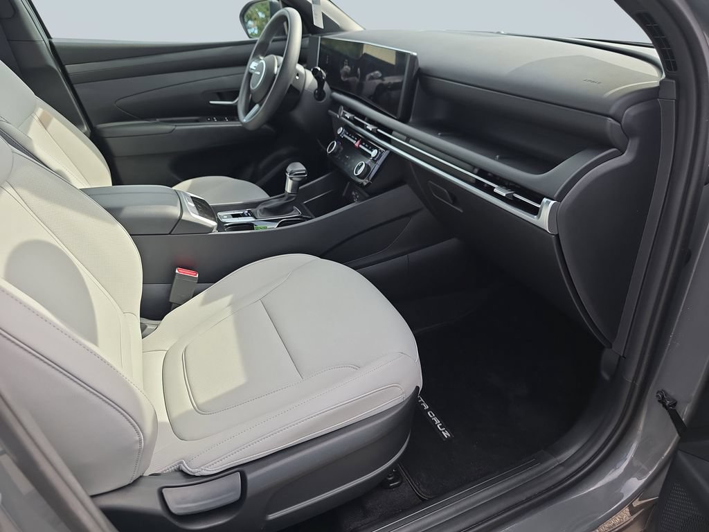 Used 2026 Hyundai Santa Cruz SEL FWD image 31