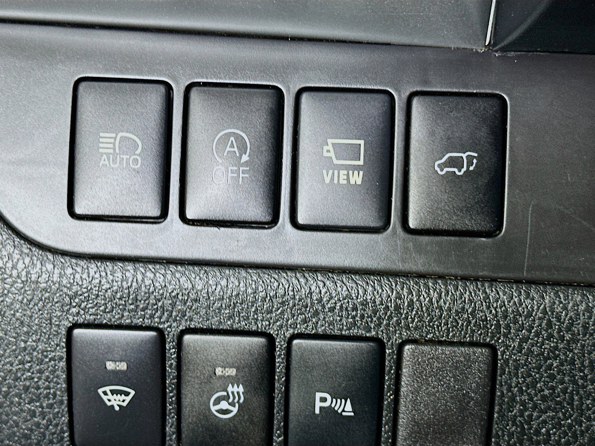 Used 2018 Toyota Highlander Limited Platinum image 17