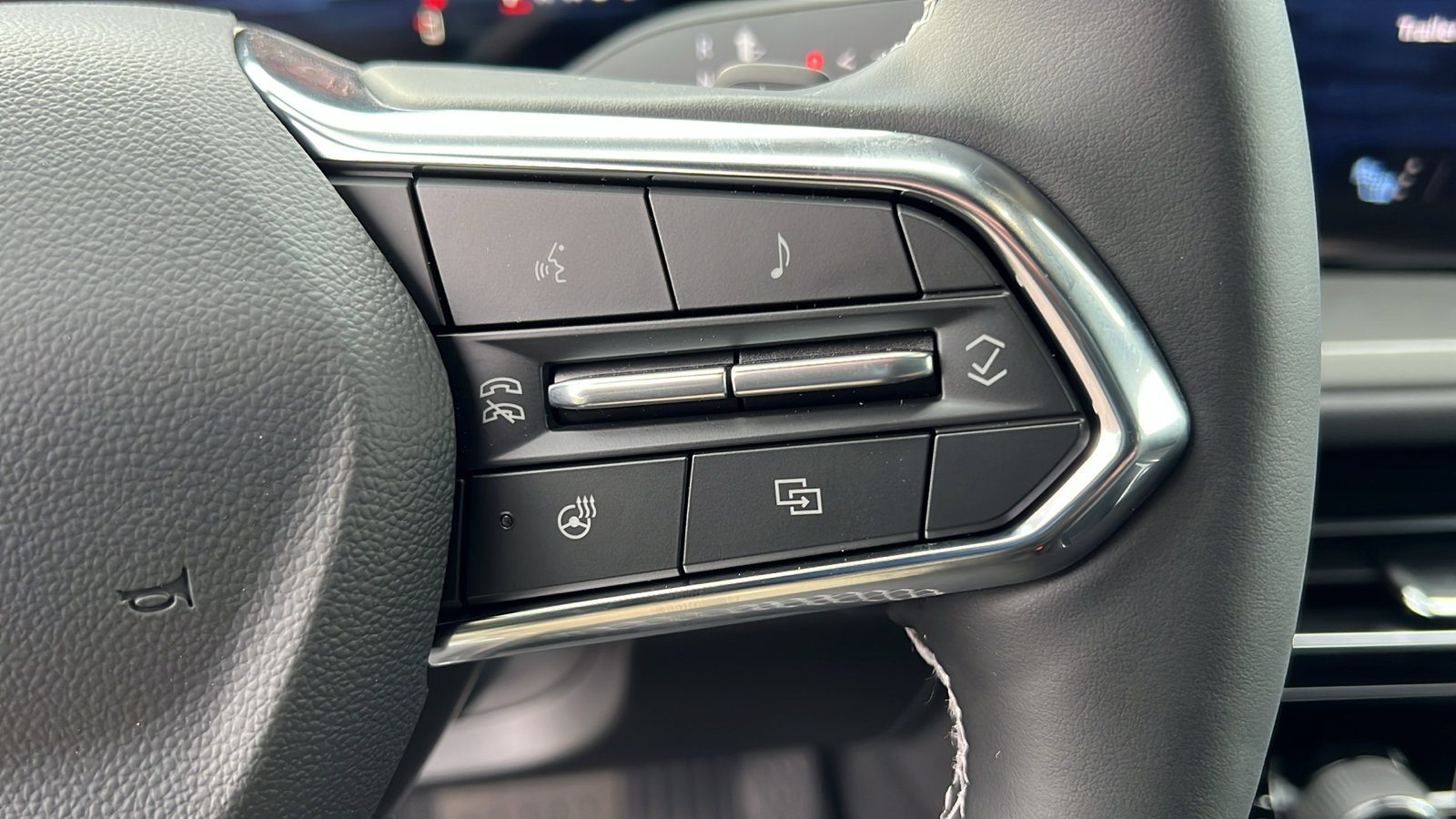 New 2026 Chevrolet Traverse LT w/ Driver Confidence Package image 26