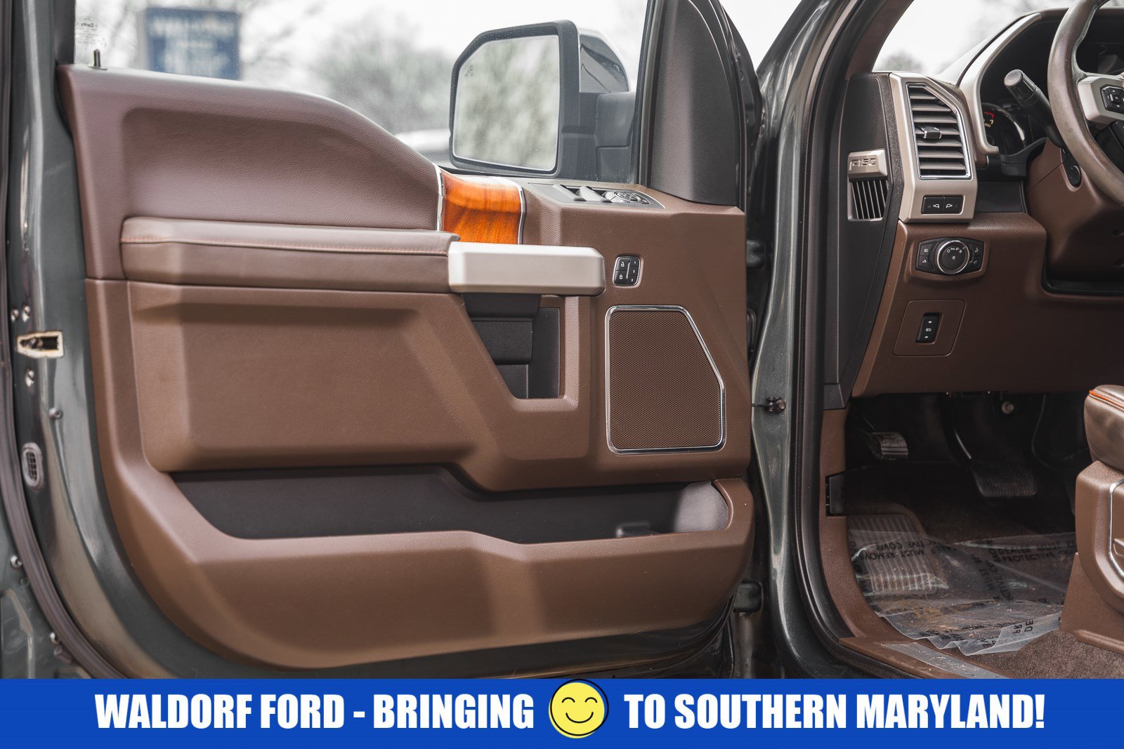 Used 2015 Ford F150 King Ranch w/ Equipment Group 601A Luxury image 49