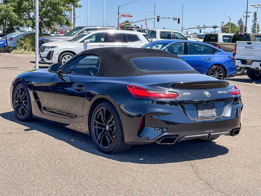 Used 2020 BMW Z4 M40i RWD image 2