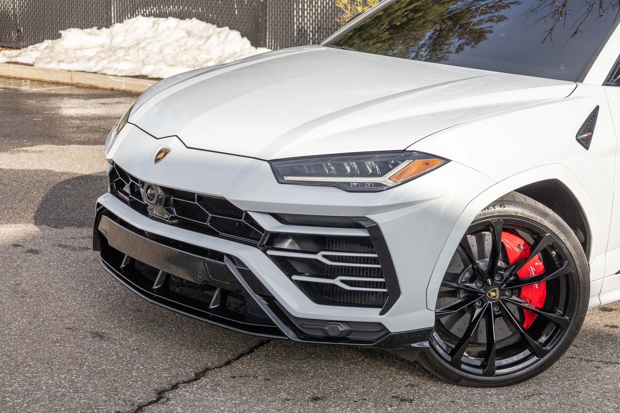 Used 2022 Lamborghini Urus image 6