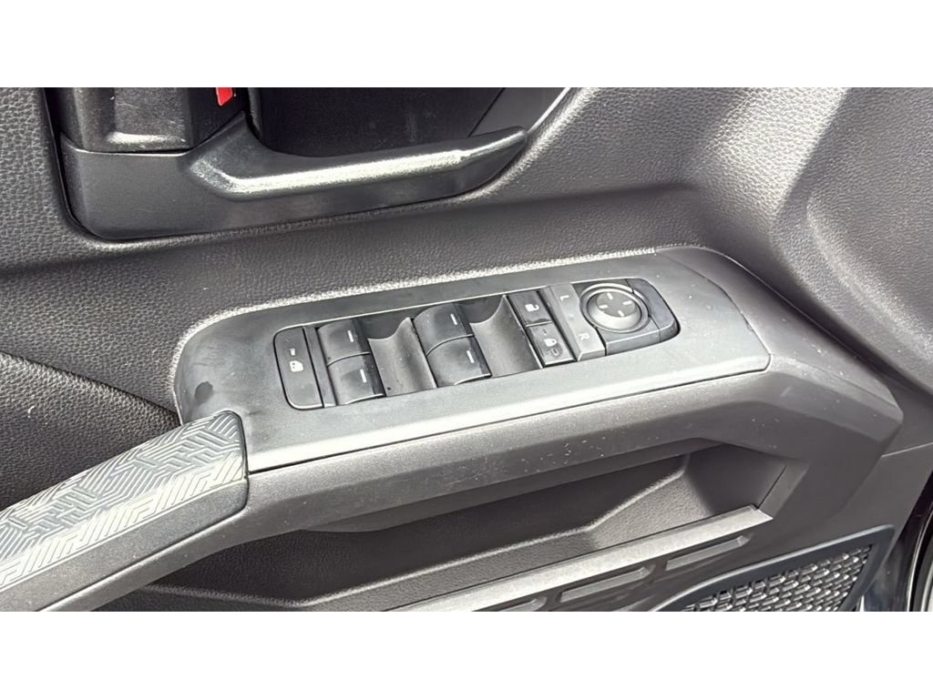Certified 2024 Toyota Tacoma SR5 AWD/4WD image 13