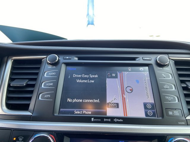 Used 2019 Toyota Highlander XLE image 38