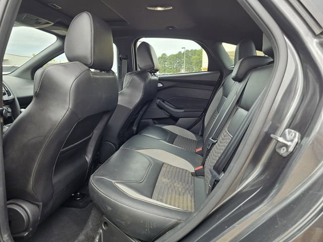 Certified 2018 Ford Focus ST w/ Equipment Group 401A image 16