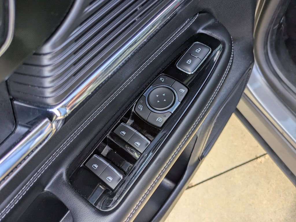 Used 2022 Lincoln Corsair Reserve w/ Equipment Group 201A image 10