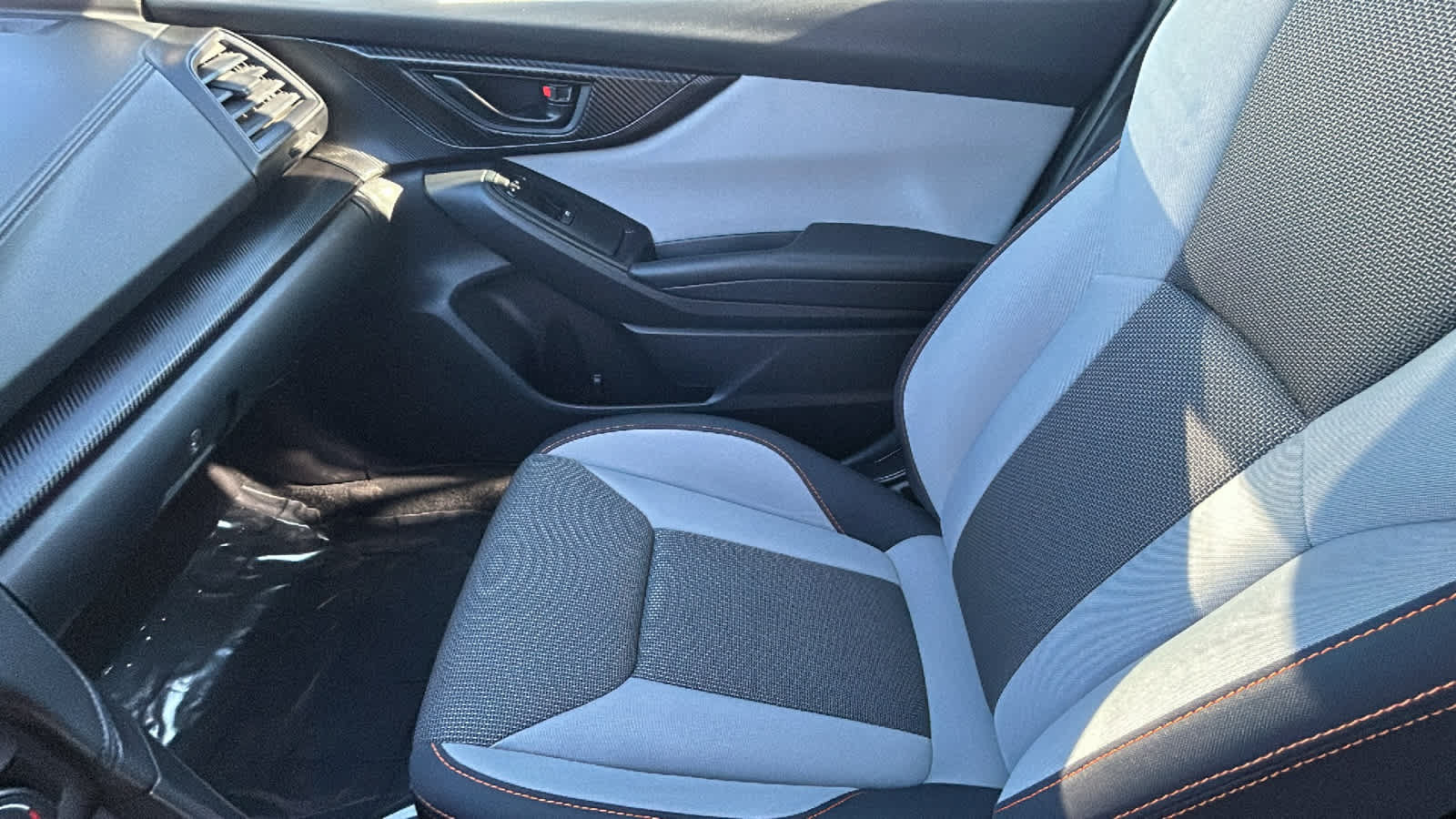 Used 2019 Subaru Crosstrek 2.0i Premium AWD/4WD image 12