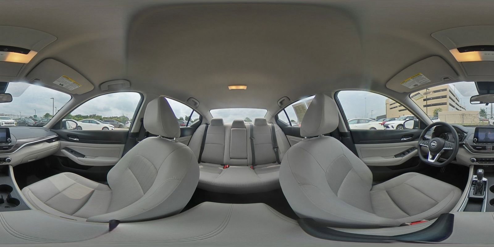 Used 2025 Nissan Altima 2.5 SV FWD image 42