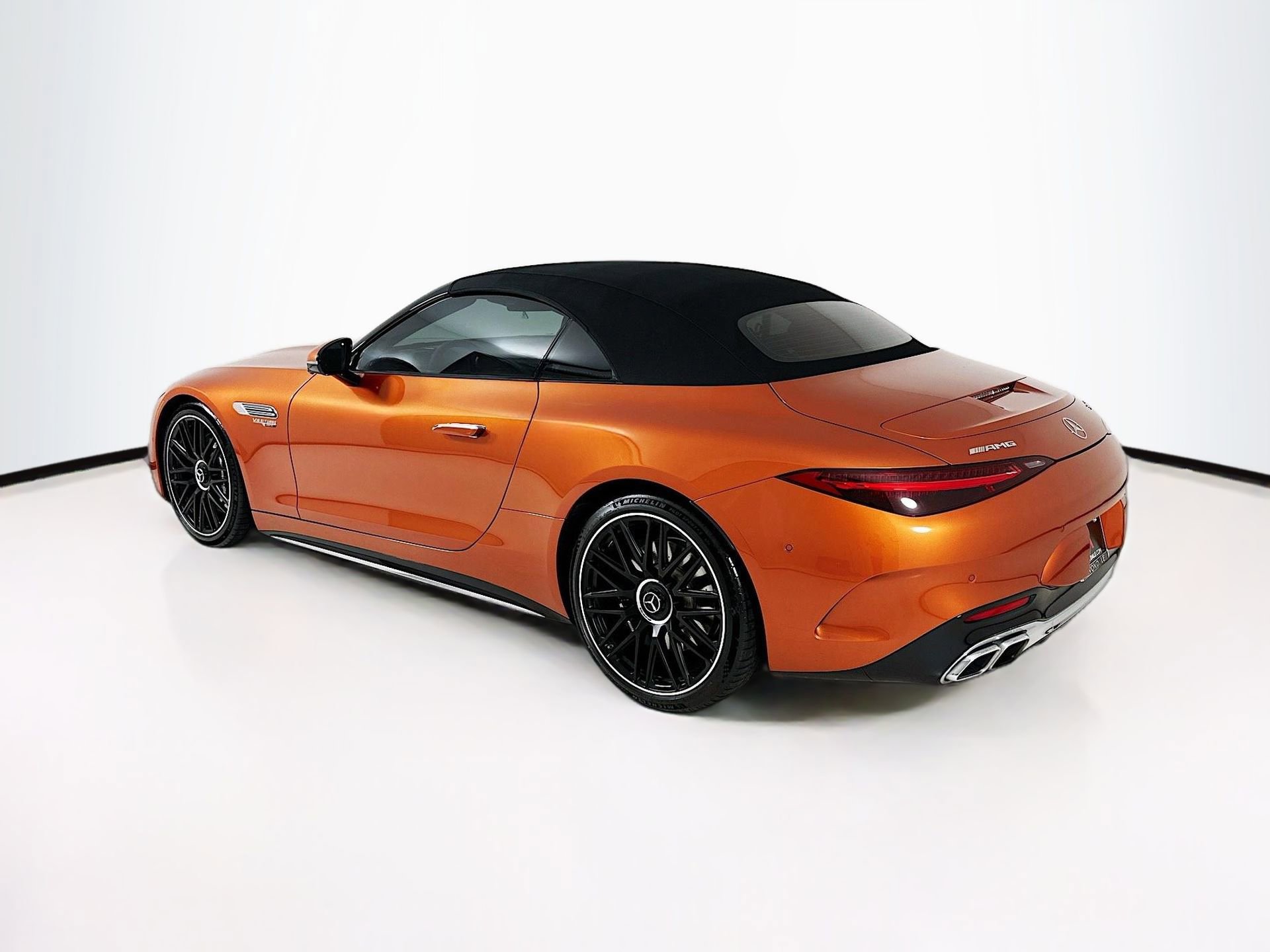 Certified 2024 Mercedes-Benz SL 63 AMG 4MATIC image 6