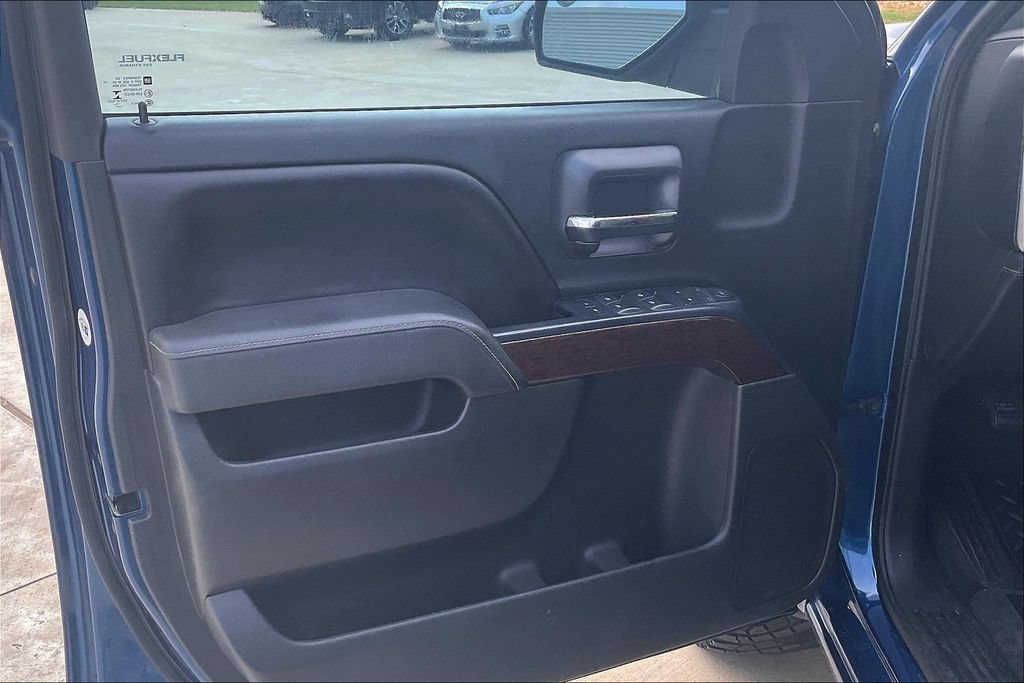 Used 2015 GMC Sierra 1500 SLE w/ SLE Value Package RWD image 20