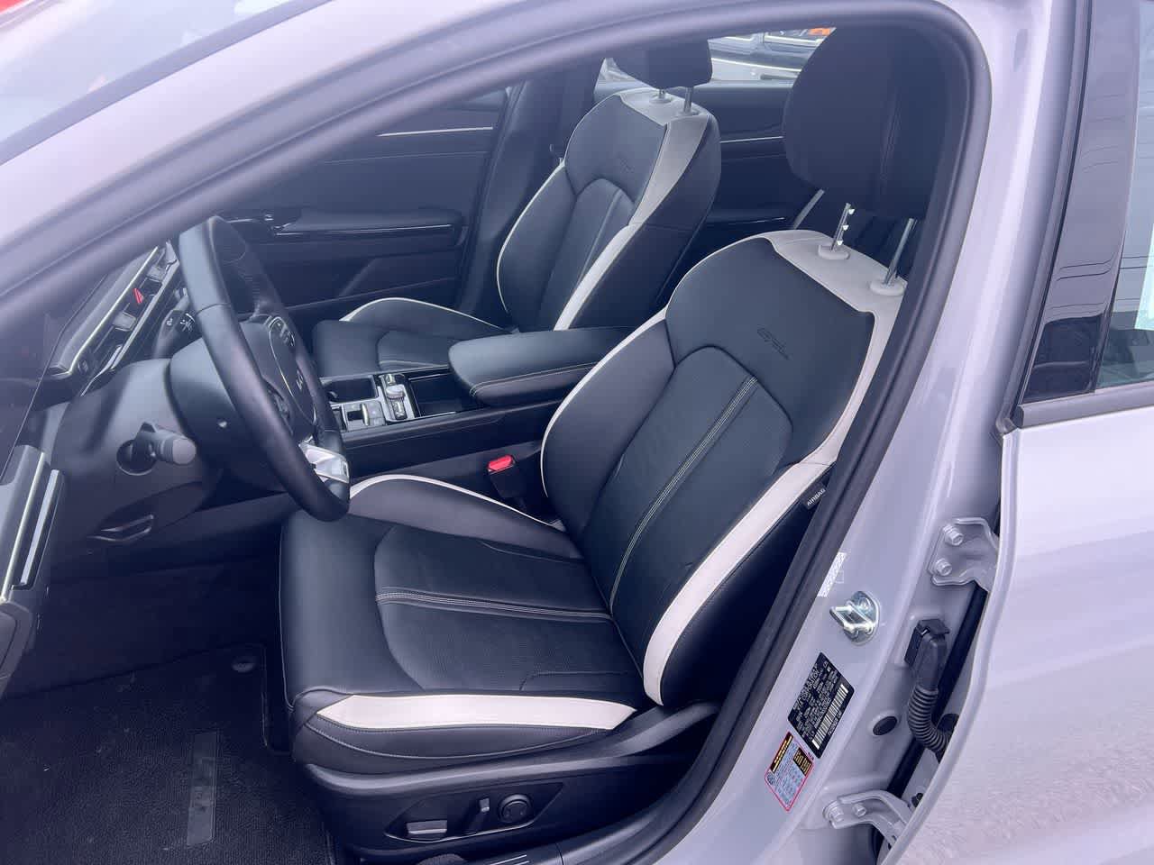Certified 2025 Kia K5 GT-Line AWD/4WD image 11