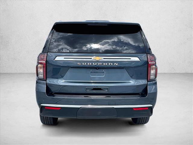 Used 2021 Chevrolet Suburban LS image 4