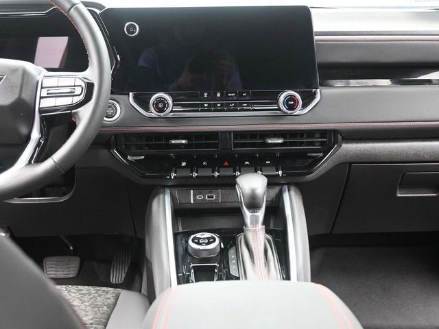 Certified 2024 Chevrolet Colorado Z71 w/ Advanced Trailering Package image 25