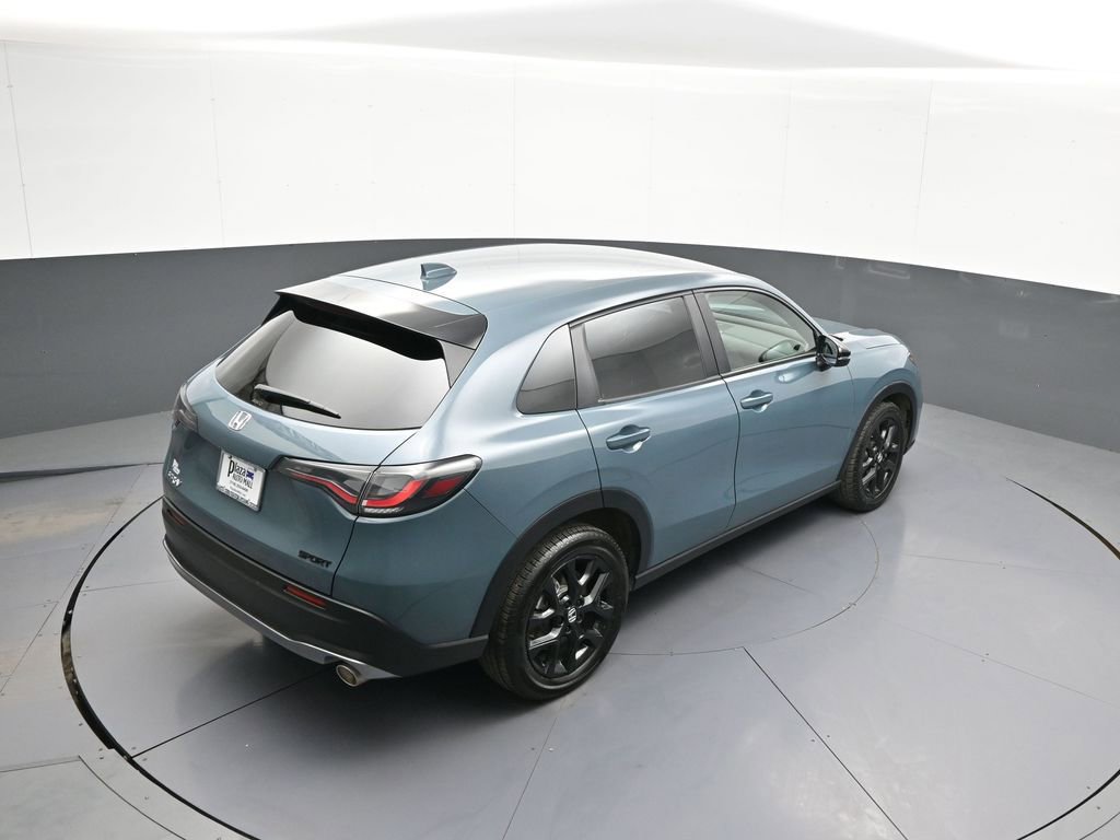 Certified 2025 Honda HR-V Sport image 36