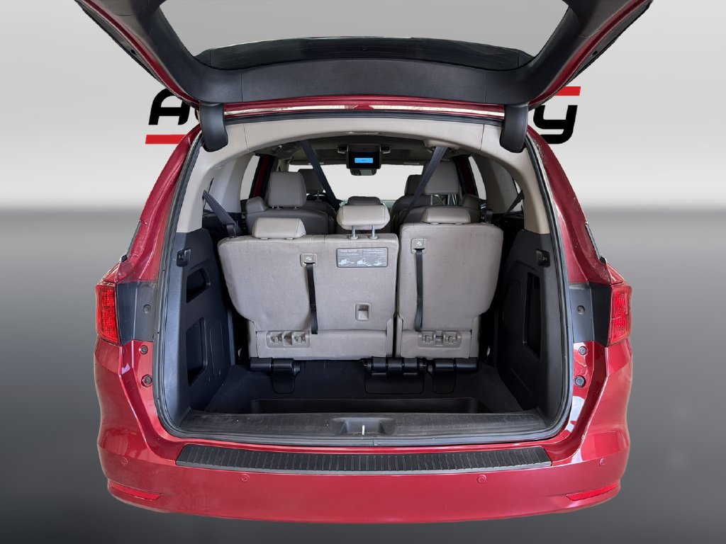 Used 2023 Honda Odyssey Touring image 18