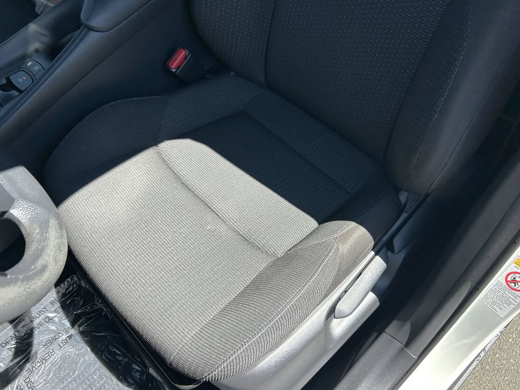 Used 2019 Toyota C-HR LE FWD image 15