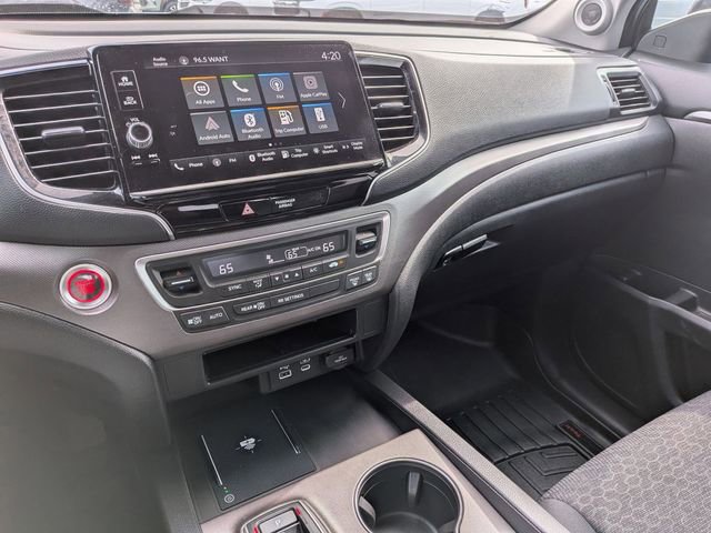 Used 2025 Honda Ridgeline Sport image 23