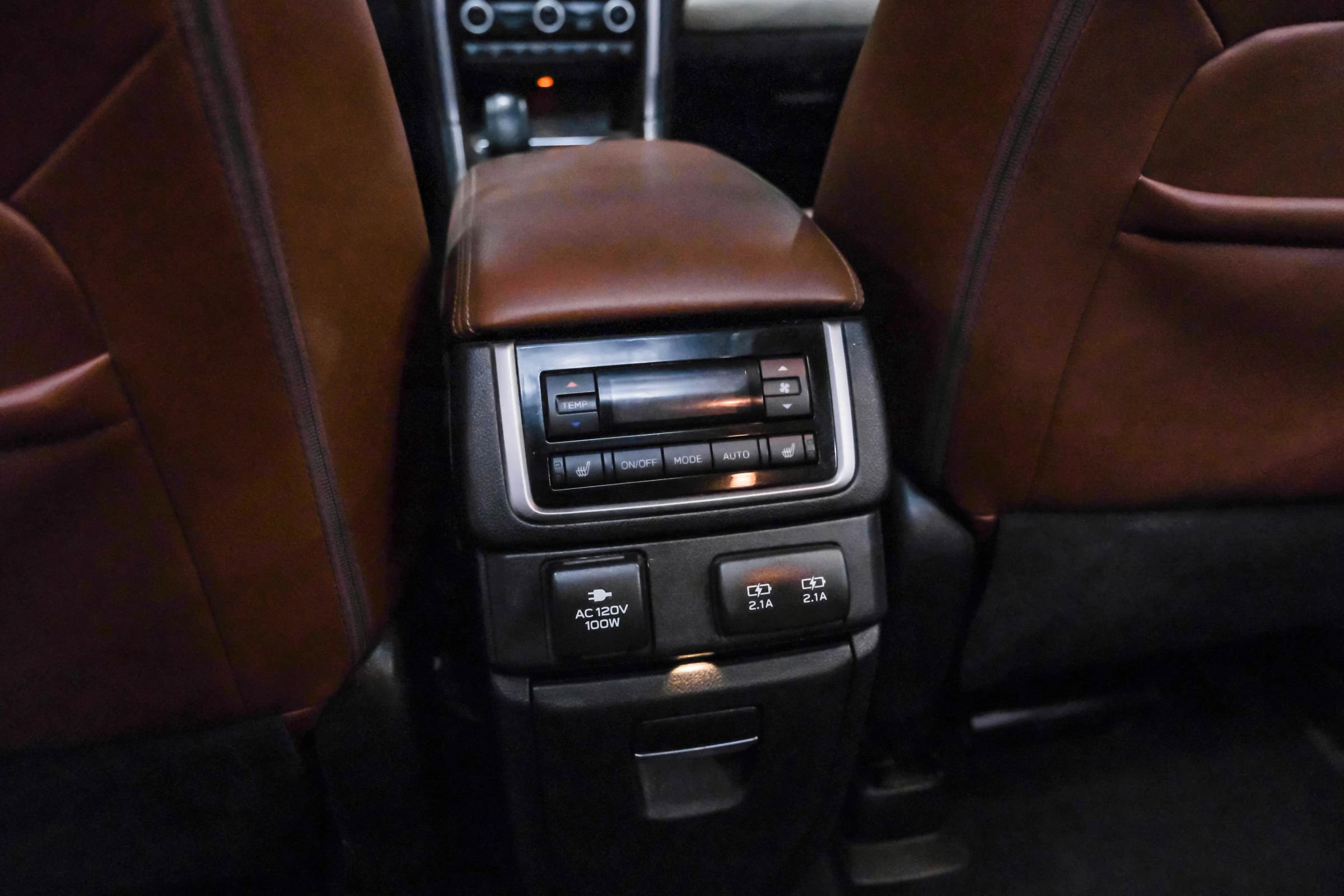 Used 2019 Subaru Ascent Touring w/ Popular Package #3 AWD/4WD image 31