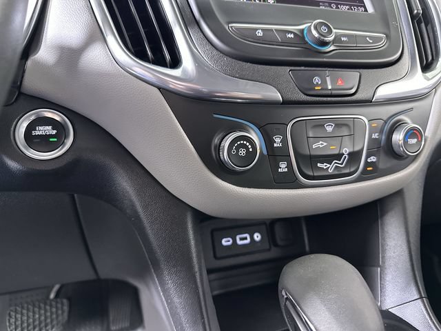 Used 2022 Chevrolet Equinox LT FWD image 17