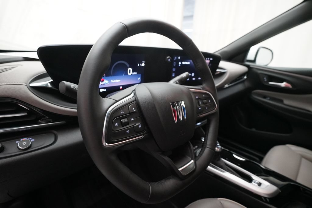 Used 2025 Buick Envista Avenir FWD image 8
