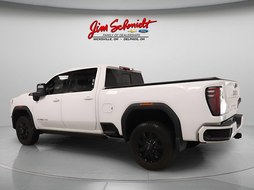Used 2025 GMC Sierra 2500 AT4 w/ AT4 Premium Plus Package AWD/4WD image 4