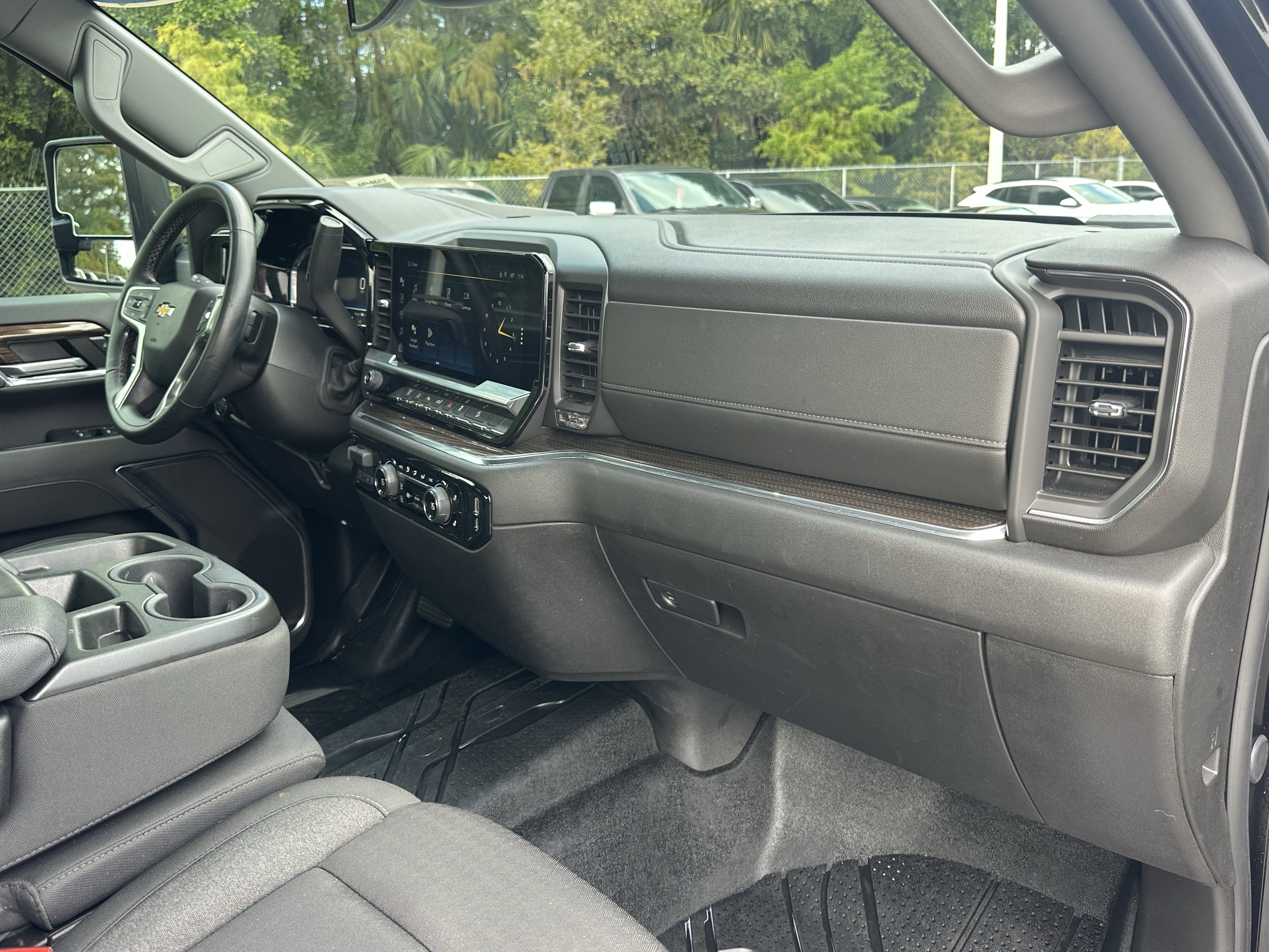 Used 2024 Chevrolet Silverado 2500 LT w/ All Star Edition image 39