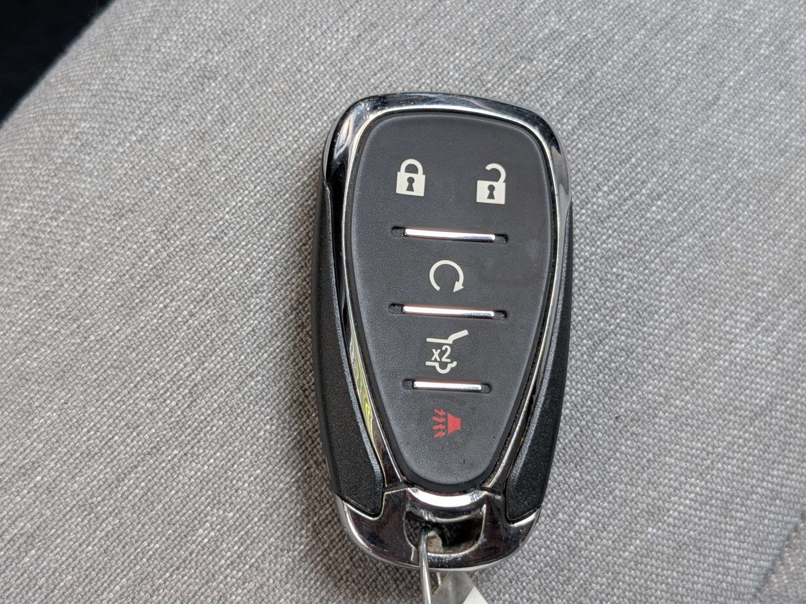 Used 2024 Chevrolet Equinox LT w/ Driver Convenience Package FWD image 29