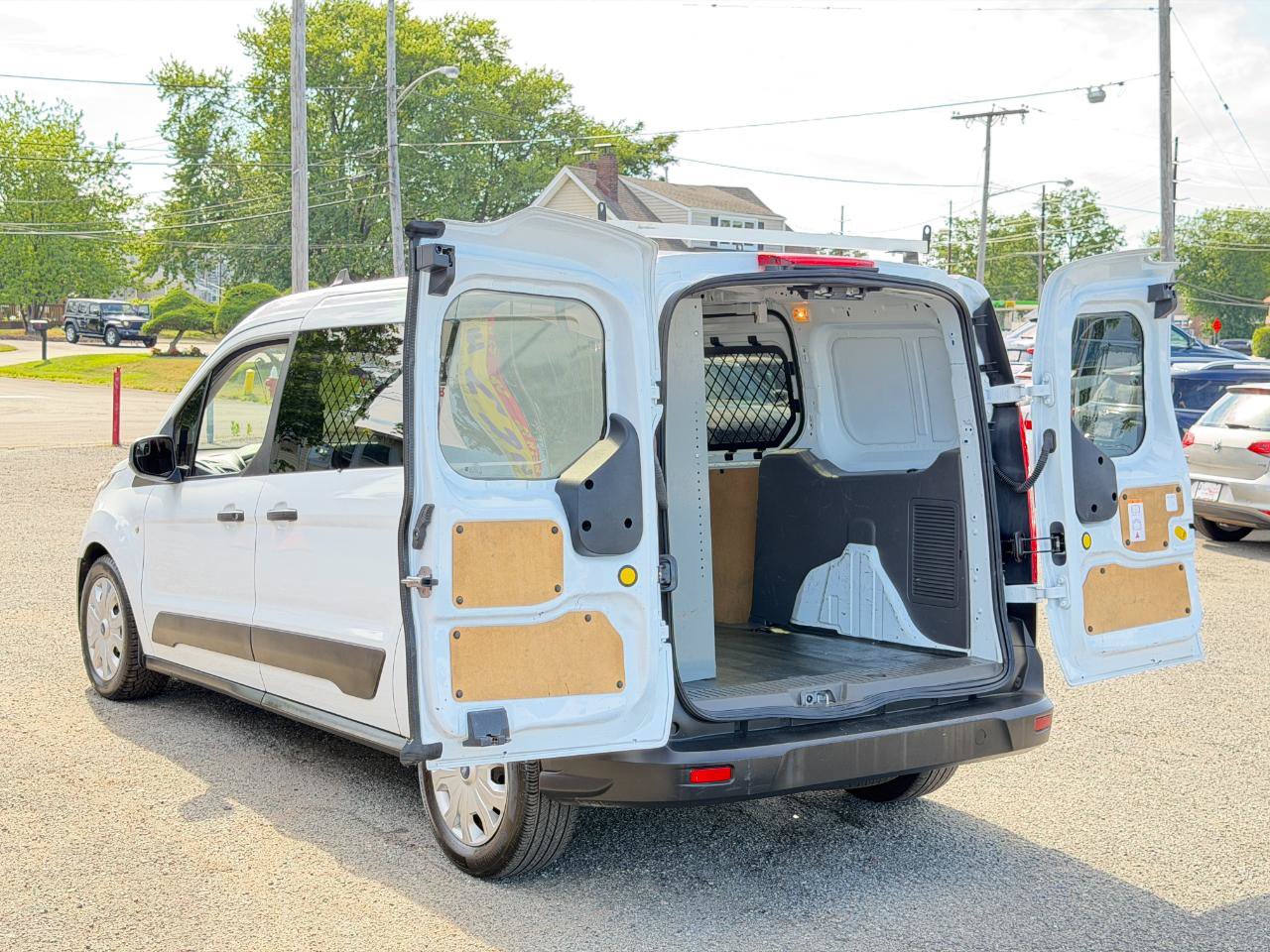 Used 2022 Ford Transit Connect XL FWD image 32