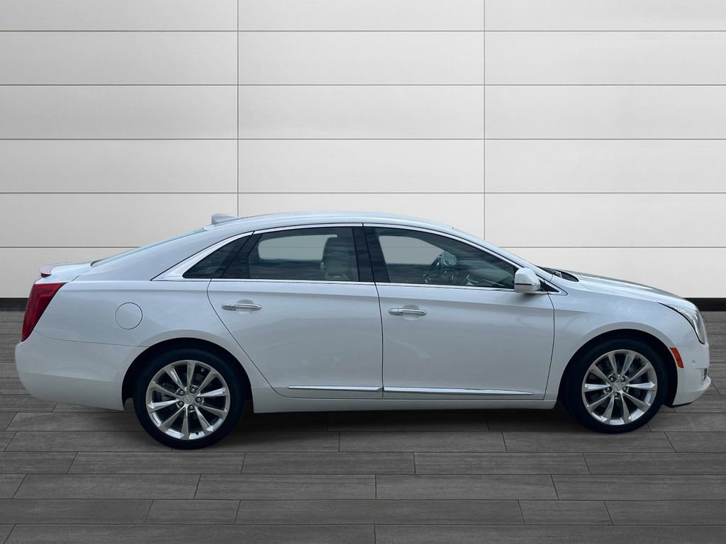 Used 2017 Cadillac XTS Premium Luxury FWD image 6