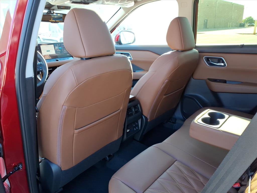 New 2026 Nissan Rogue Platinum image 27